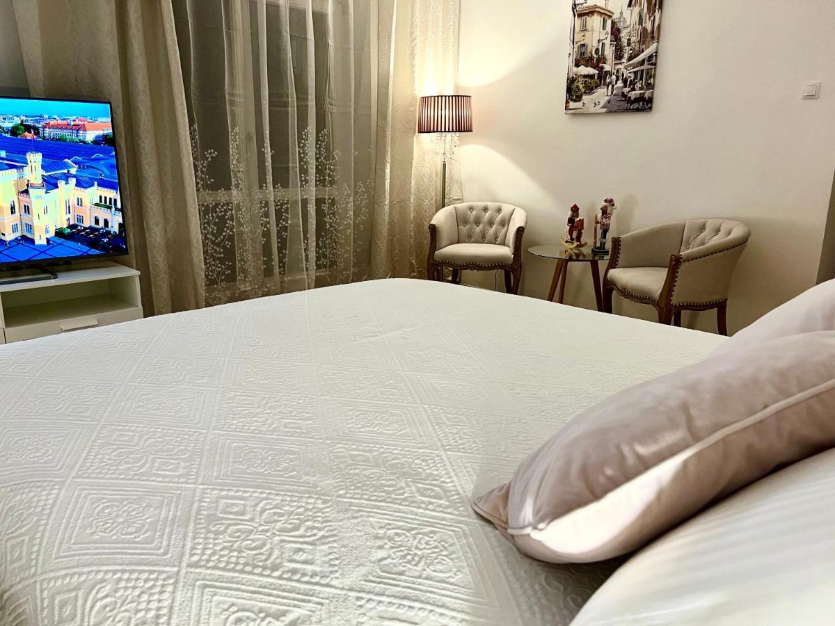 Louis & Elza Old Town Romantic Apartments Wroclaw Luaran gambar