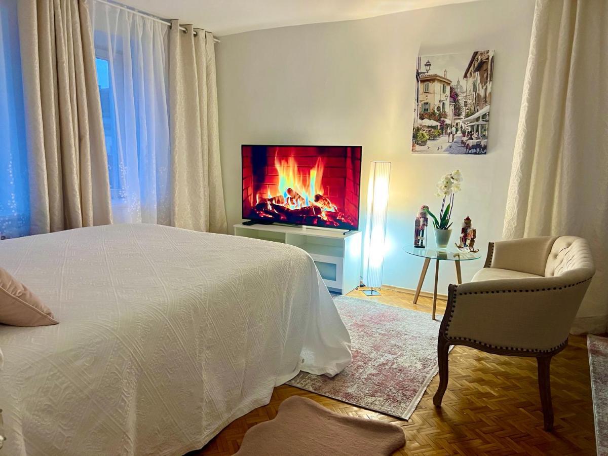 Louis & Elza Old Town Romantic Apartments Wroclaw Luaran gambar