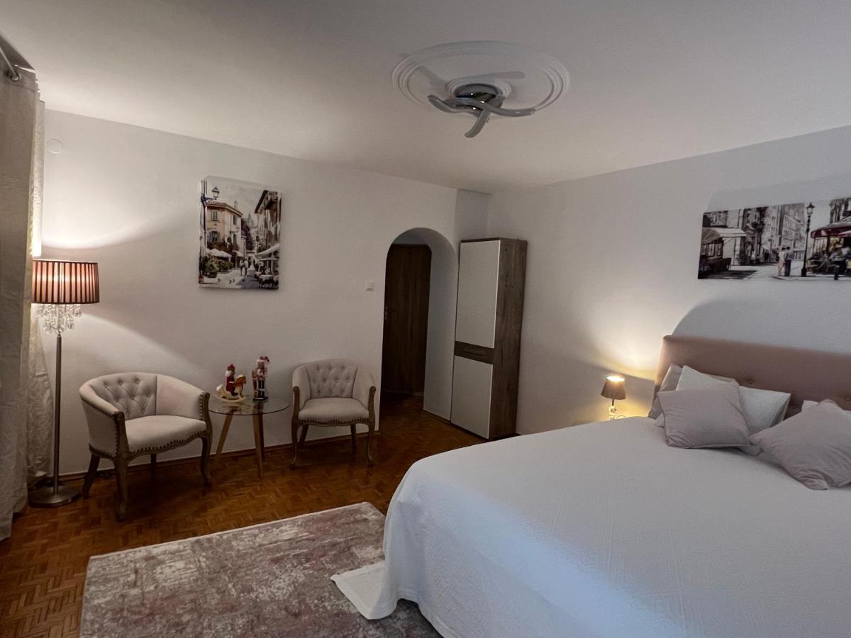 Louis & Elza Old Town Romantic Apartments Wroclaw Luaran gambar